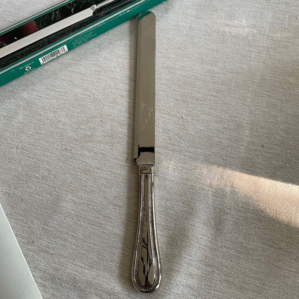 Towle Silver Plated Beaded Design Cake Knife